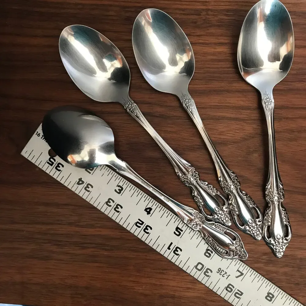 Oneida RAPHAEL stainless glossy flatware - set of 4 oval place spoons